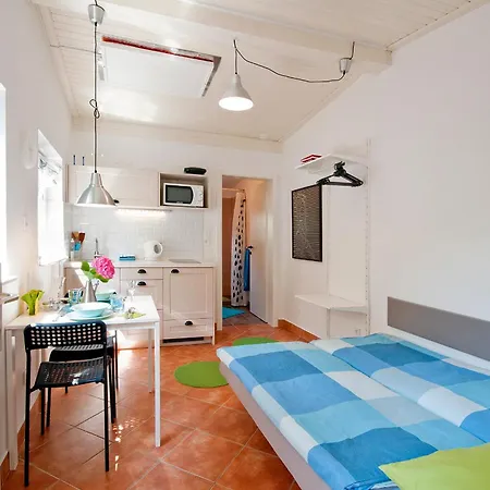 Apartments Your Colourful Ljubljana Home Exterior photo